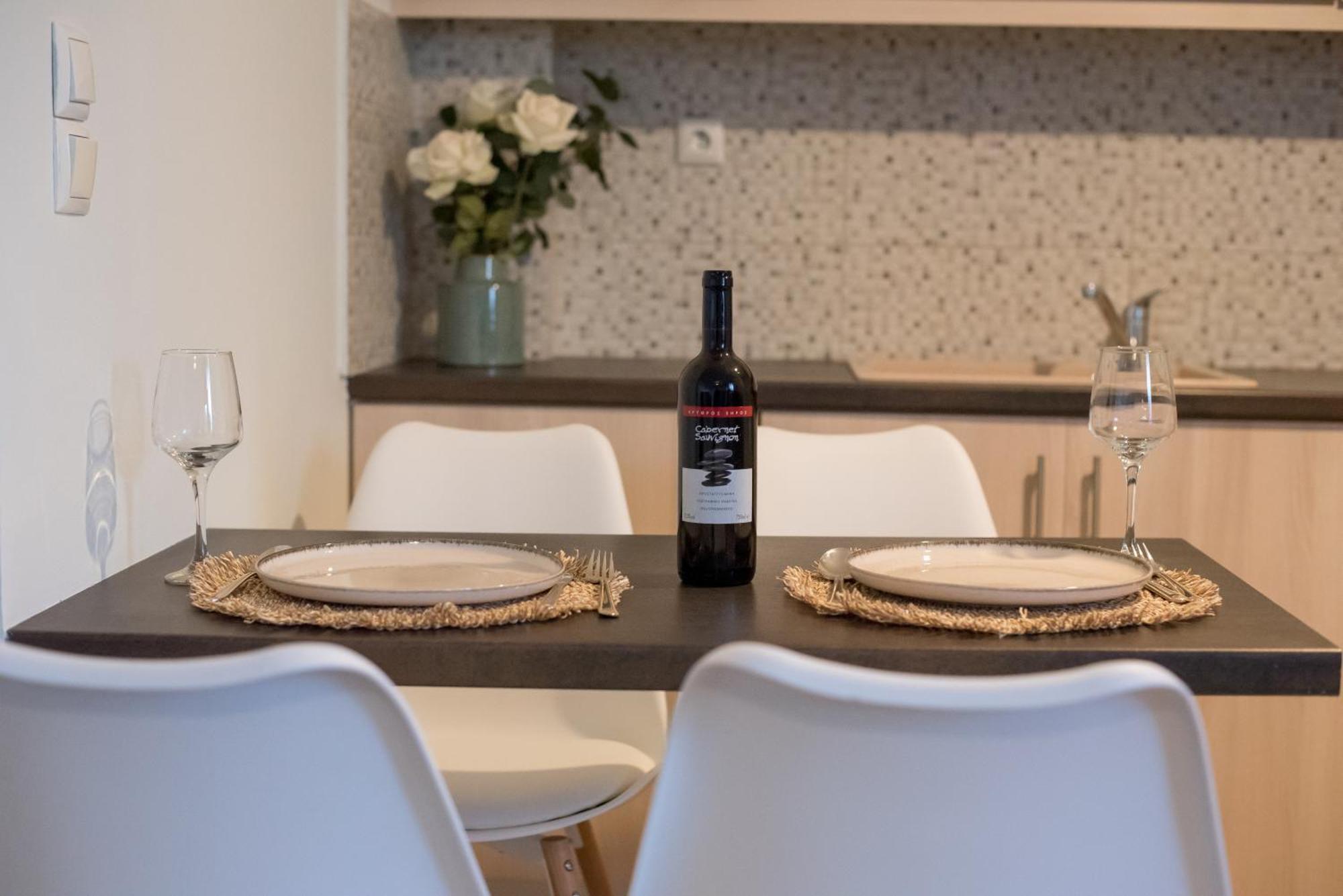 Leggero Apartment *